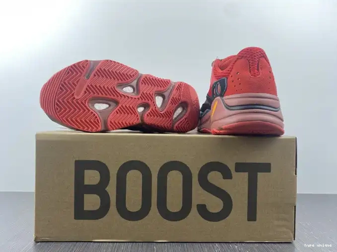 hype HQ6979 Boost Hi-Res 700 Adidas Yeezy Red 0516